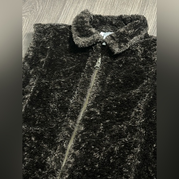 Dalia Reversible Suede & Leather Vest - Picture 9 of 9